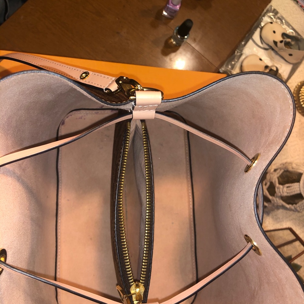 Louis vuttion Neo Noe purse. - Picture 5 of 8